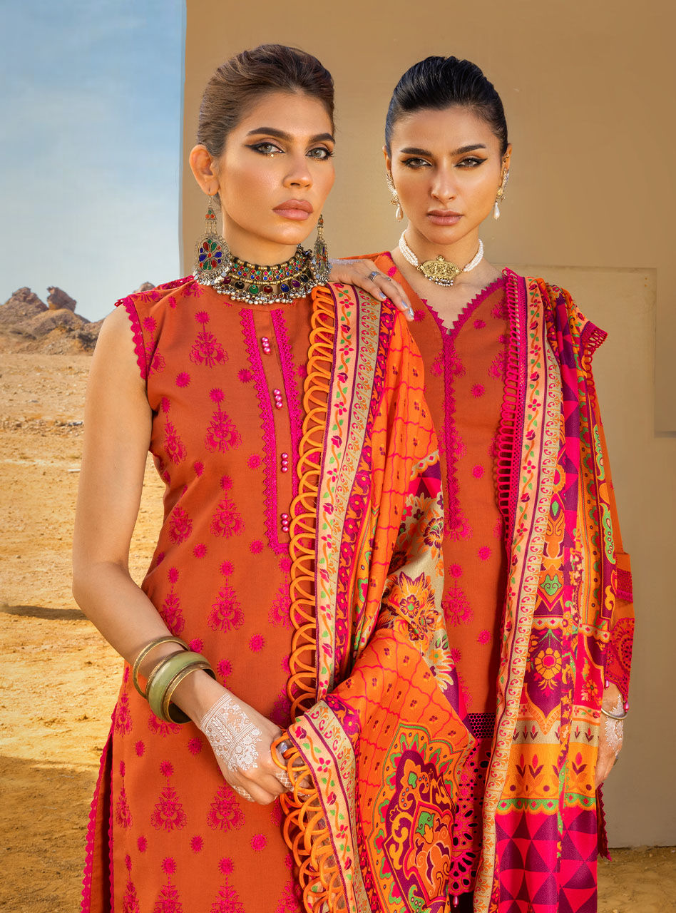 GUNJAL 3B || LUXURY LAWN || ZAINAB CHOTTANI in UK USA UAE online kapraye.com