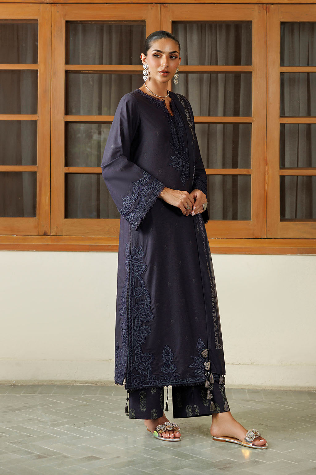 IPF-30 | PRE FALL 26 | IZNIK