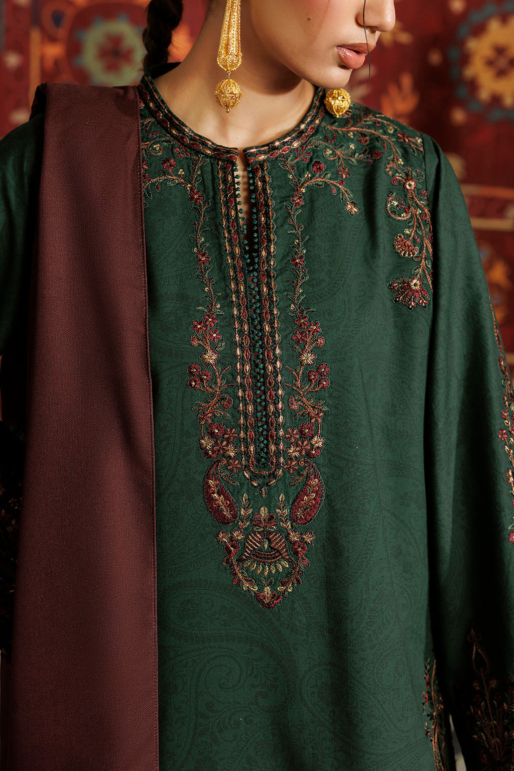 IPF-32 | PRE FALL 26 | IZNIK
