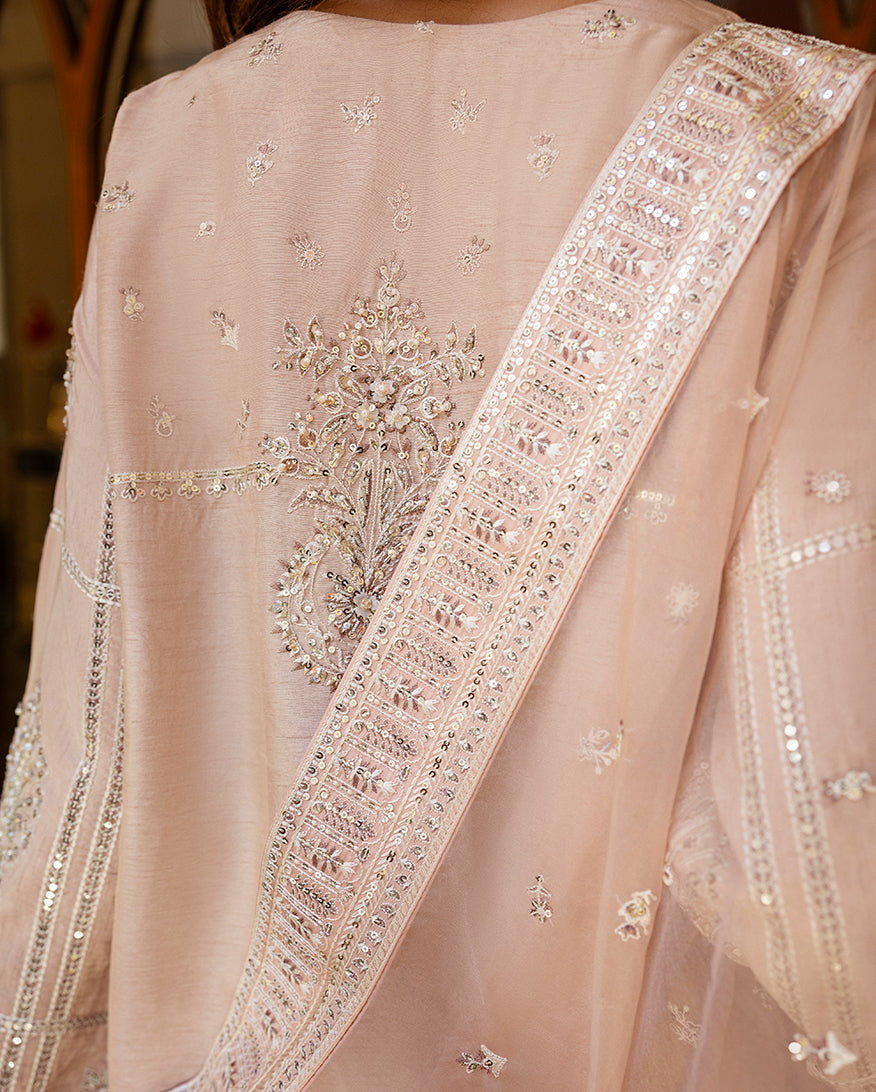 Evelyn Wisp | CELESTINE THE SILK SAGA'25 | MUSHQ