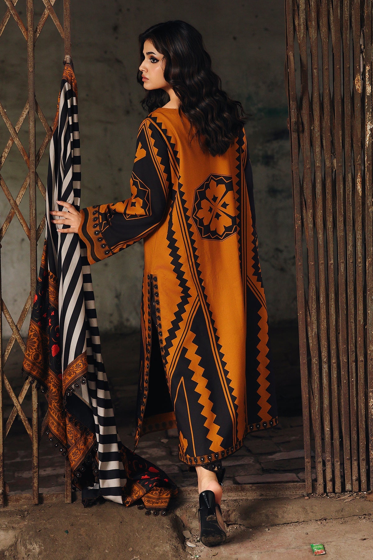 CCW6-13 | COMBINATION Vol-02 WINTER 2025 | CHARIZMA