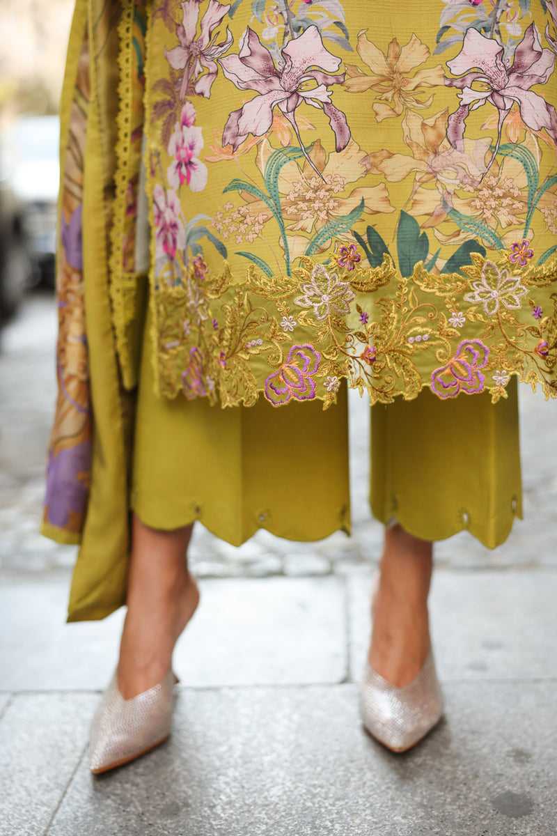 Eva | LIFESTYLE WINTER EDIT 2025 | RANG RASIYA