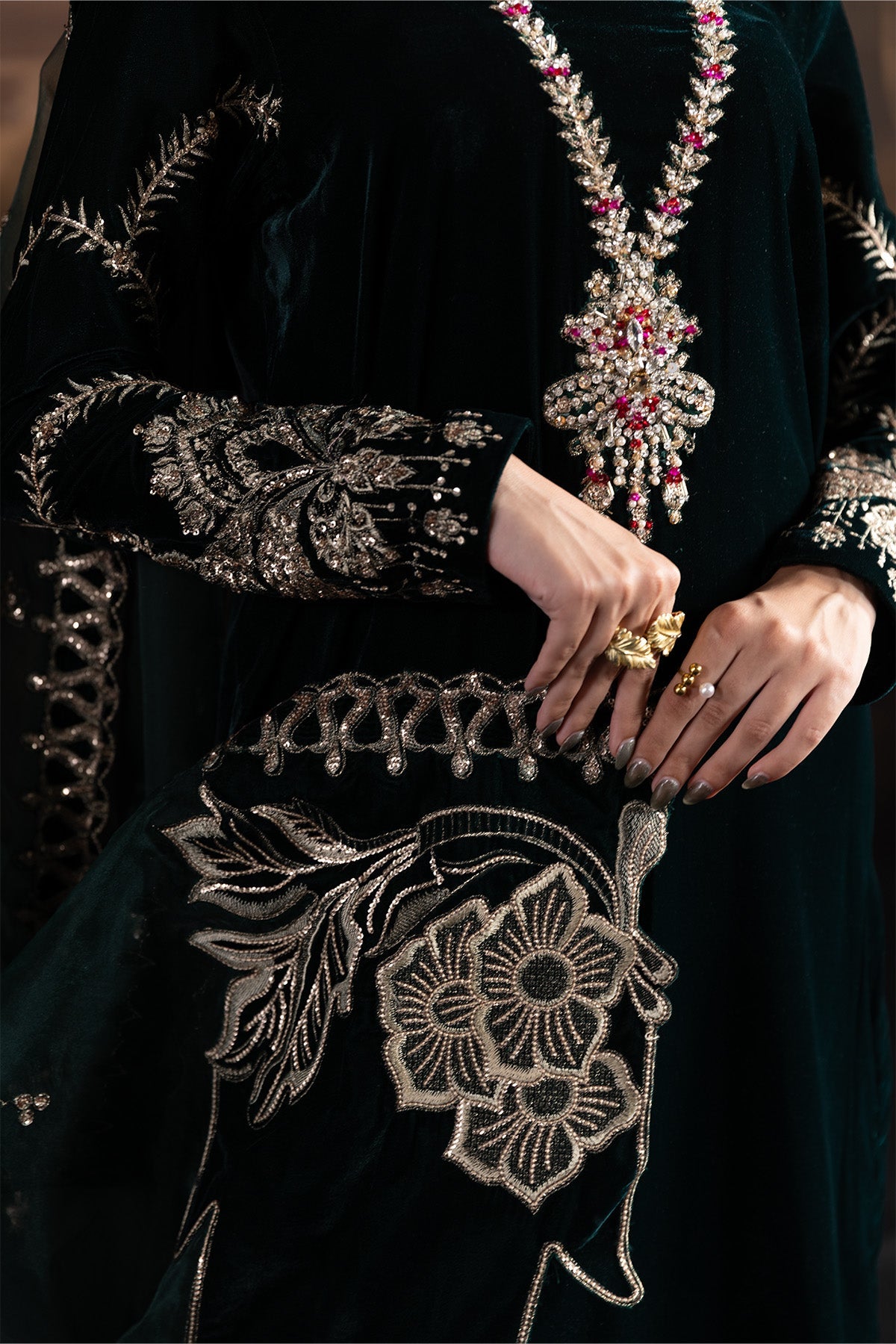 AF-VLT-2210-Vinni | L’AMOUR ’25 – Luxury Handmade Velvet Collection | ALIZEH FASHION