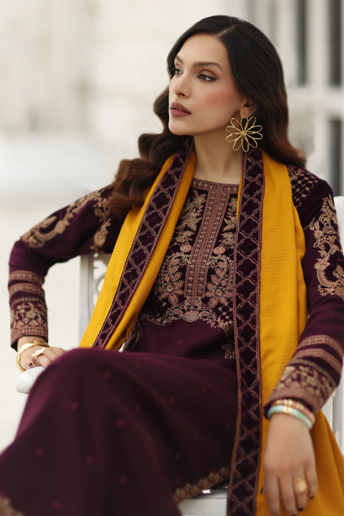 CSW5-09 | SIGNATURE VOL 1 WINTER 2025 | CHARIZMA