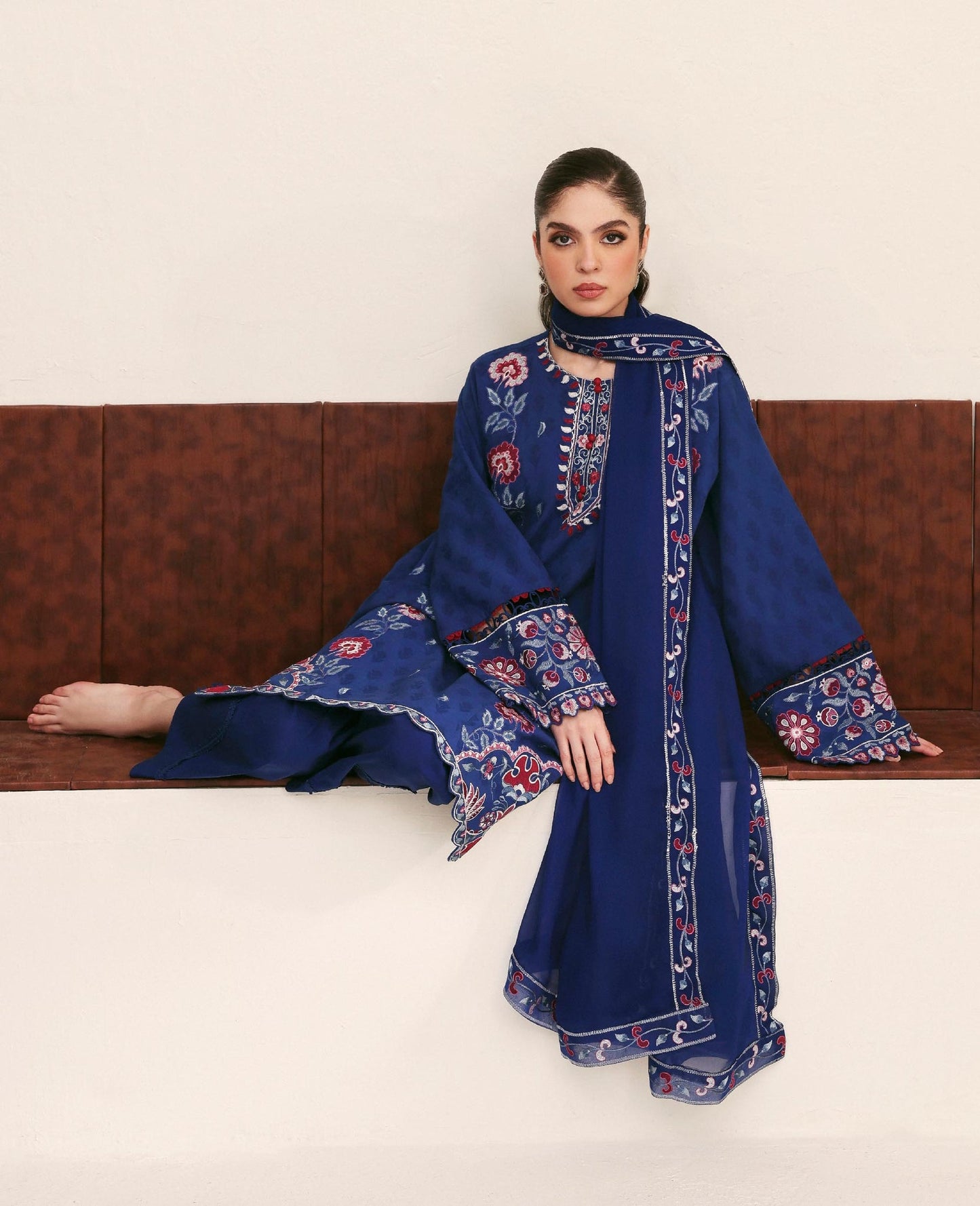 Perle | BASICS PRE FALL 2025 | REPUBLIC WOMENSWEAR