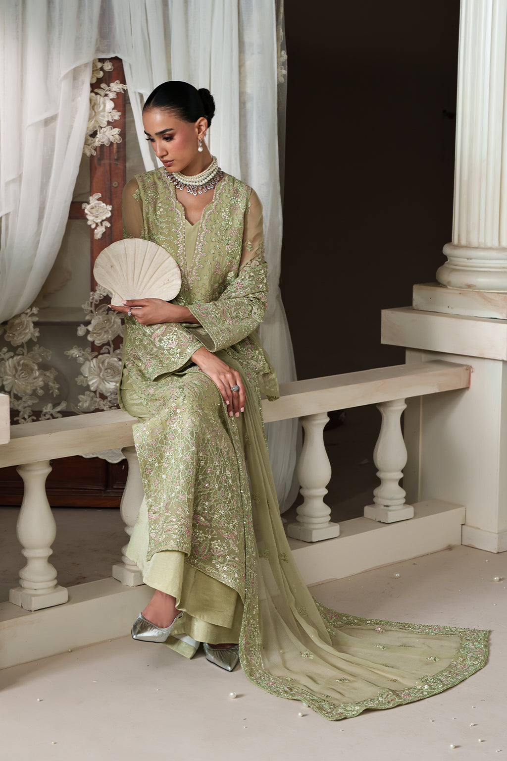 MODERN BELLE | MODERN HEIRLOOM | EMAAN ADEEL