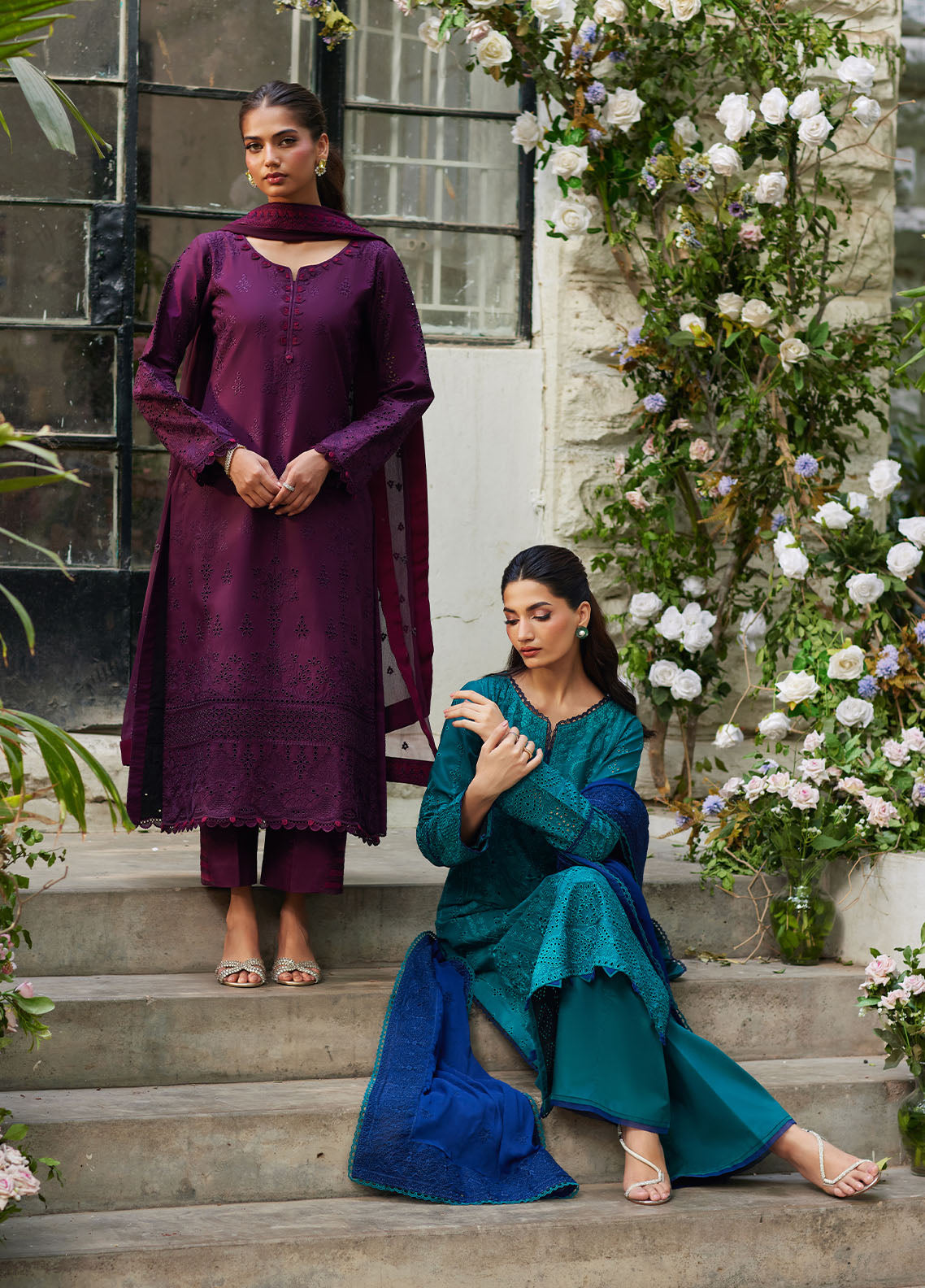 Amora GC-25V1-09 | LUMIERE CHIKANKAARI LAWN | GULAAL