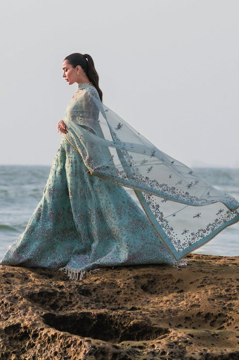 LUNYA | REVEUSE Wedding Formals | EMAAN ADEEL in UK USA UAE online kapraye.com