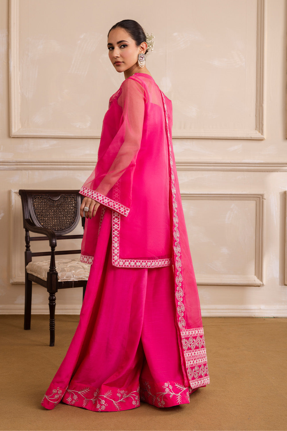 ELIZA - MW40067 | SIA | MARYUM N MARIA