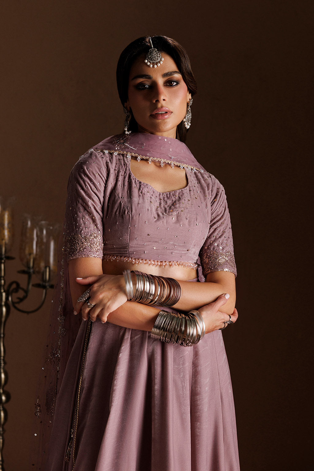 IV-82 Embroidered Velvet | VELVET 26 | IZNIK