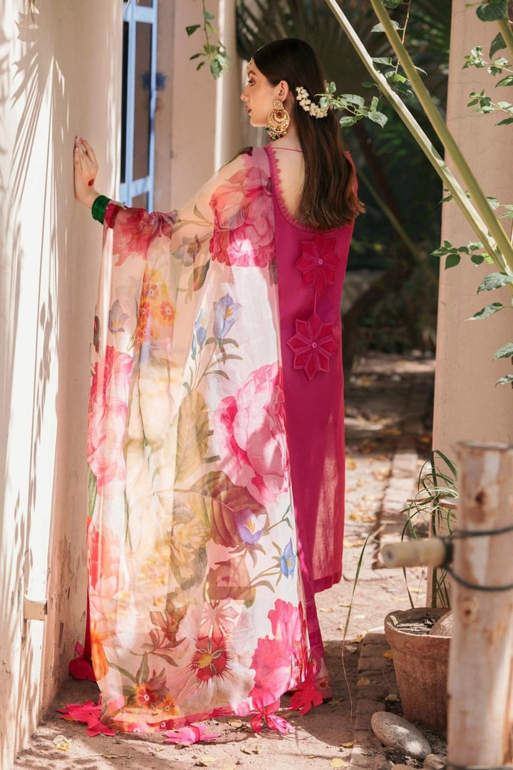 FFMD02-SUT-HPN || Mehru Luxury Lawn Collection 2022 || Ittehad Textiles in UK USA UAE online kapraye.com