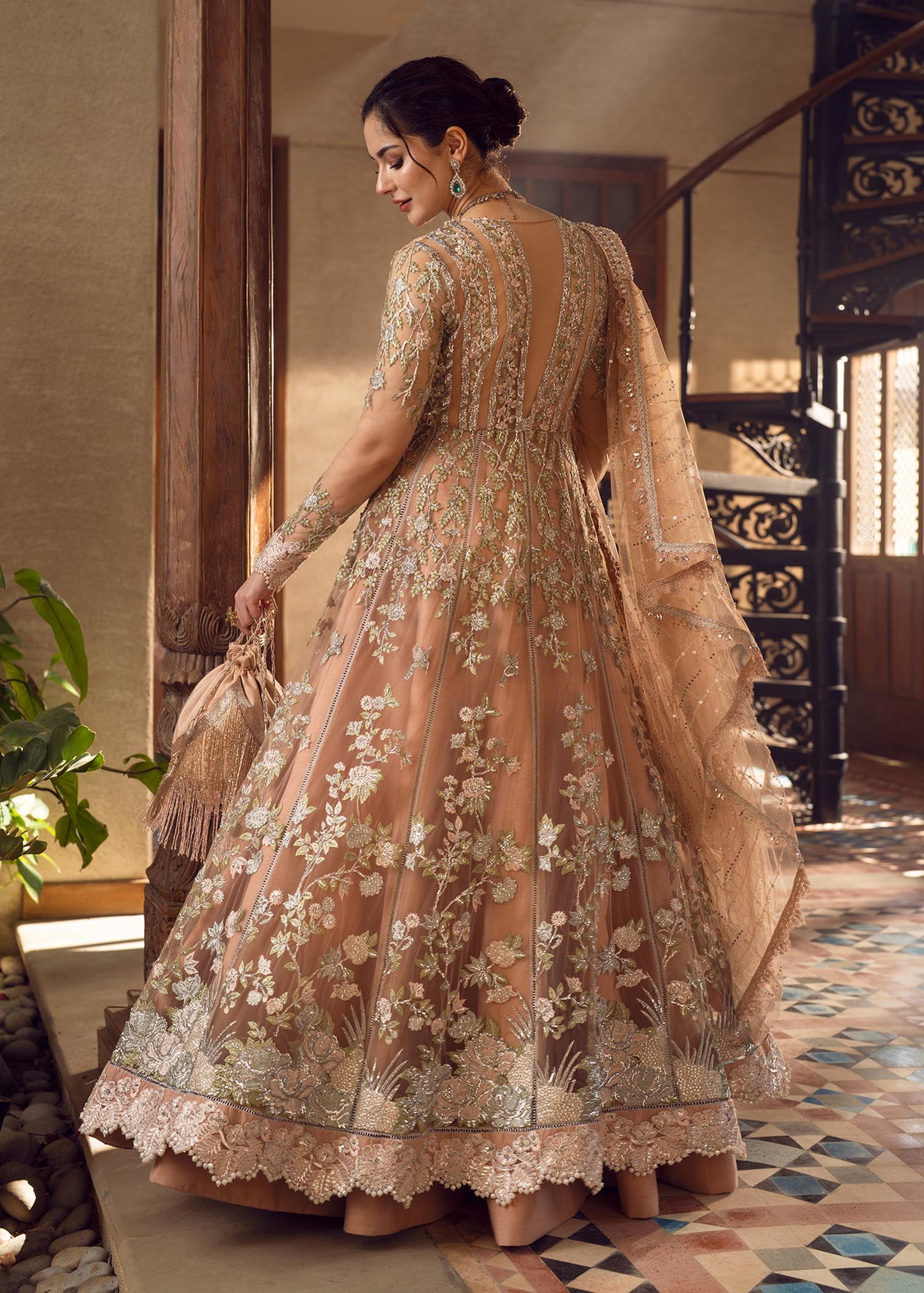 An Ethereal Fantasy || AIK JHALAK || CRIMSON in UK USA UAE online kapraye.com