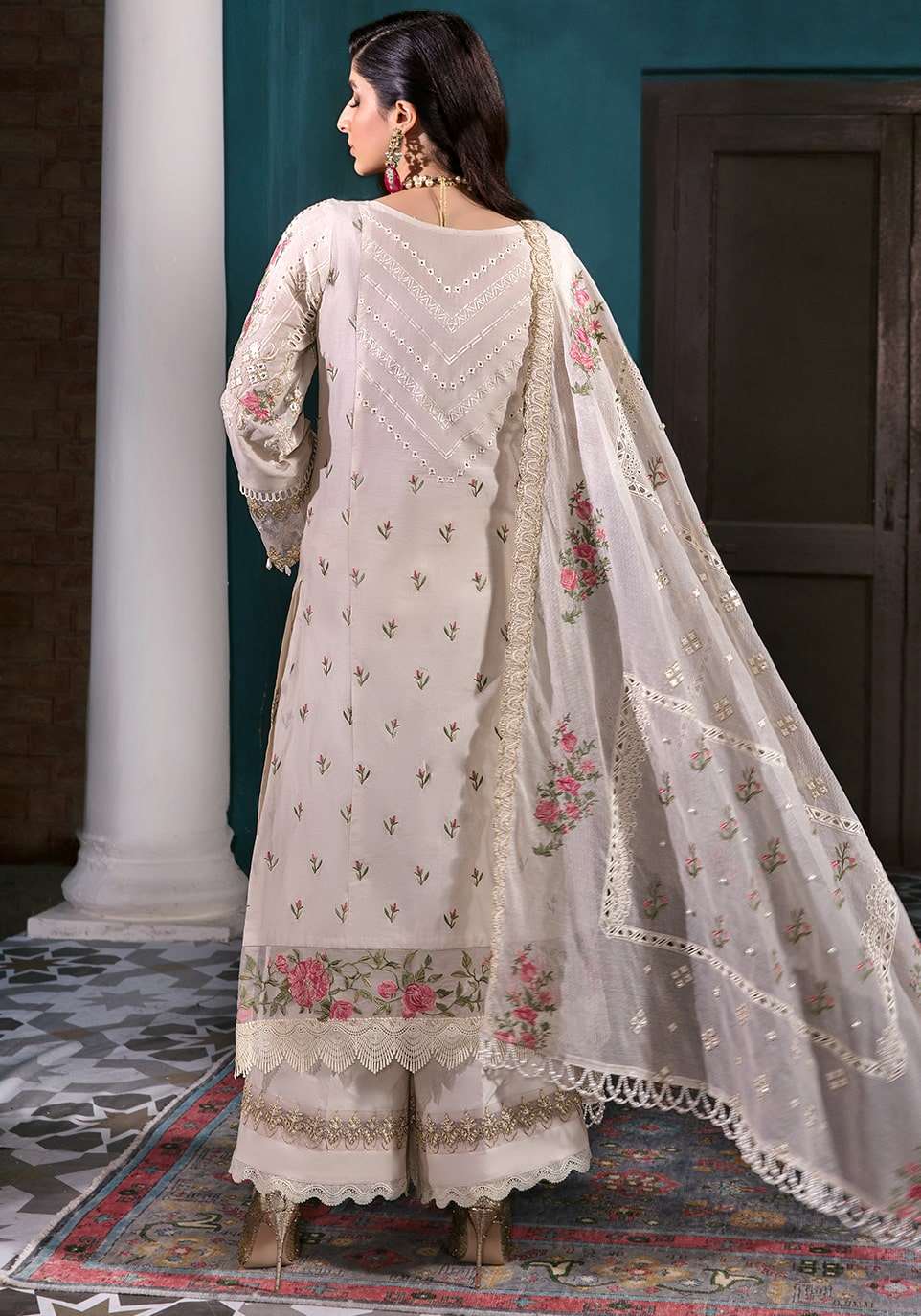 EFC 4A-Pearl || Elaf Festive Chikankari 2022 || Elaf Premium in UK USA UAE online kapraye.com