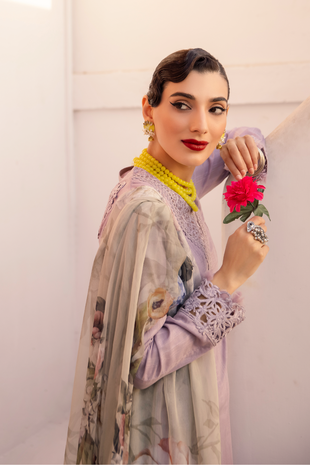 IL-09 - INES | ILARIA - SPRING EDIT 23 | IZNIK in UK USA UAE online kapraye.com