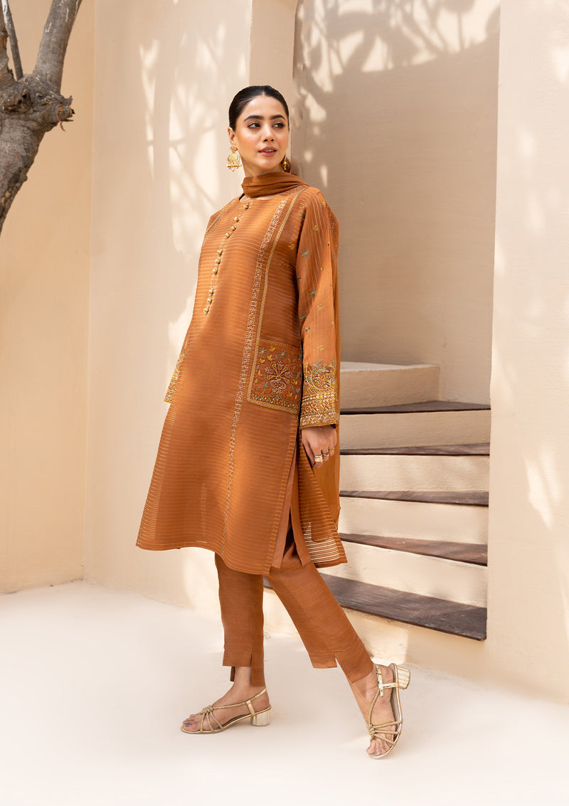 LOOK 01 | RTW '23 - DROP 1 | AIK ATELIER in UK USA UAE online kapraye.com