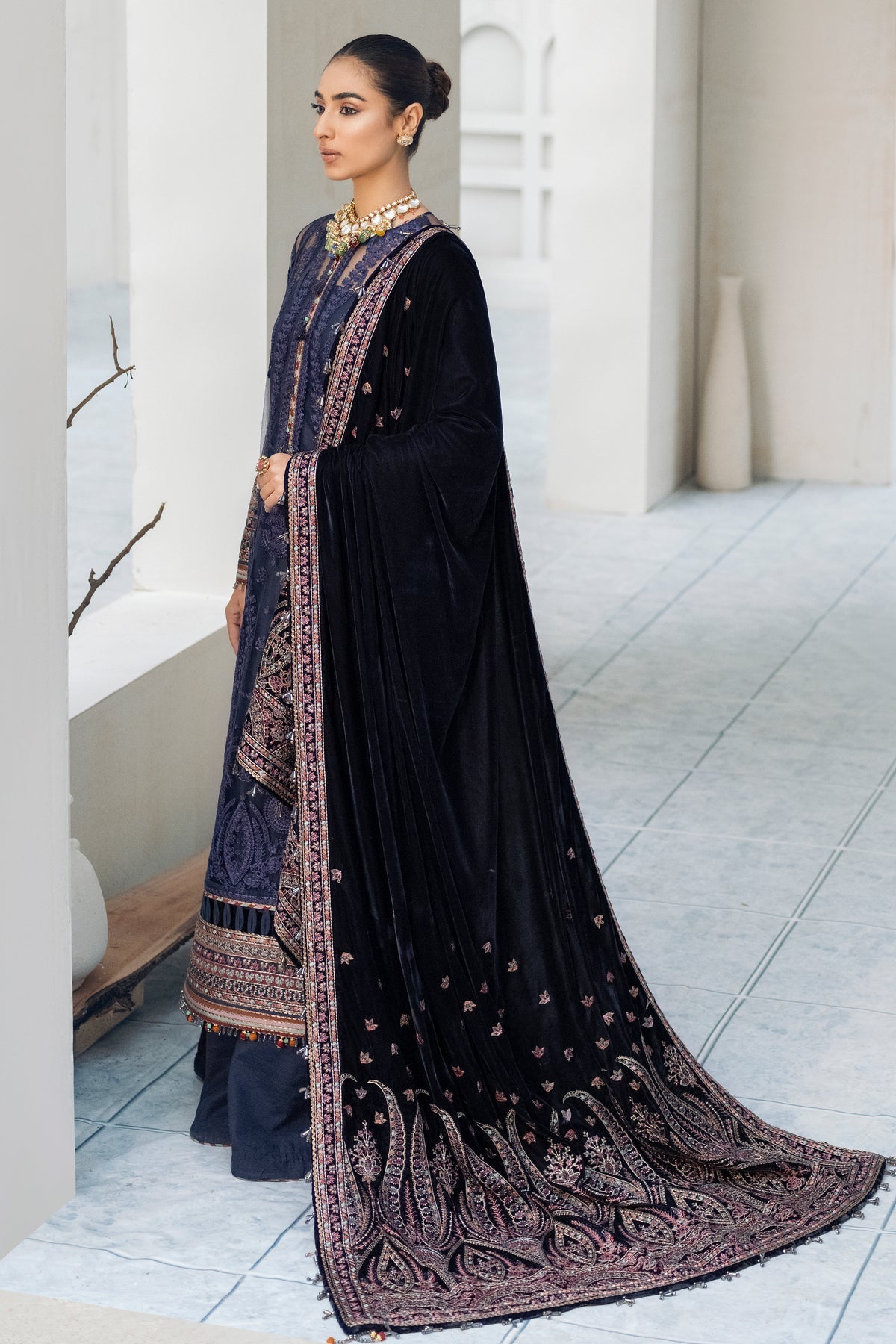 ALMIRA || FESTIVE SPLENDOUR || JAZMIN in UK USA UAE online kapraye.com