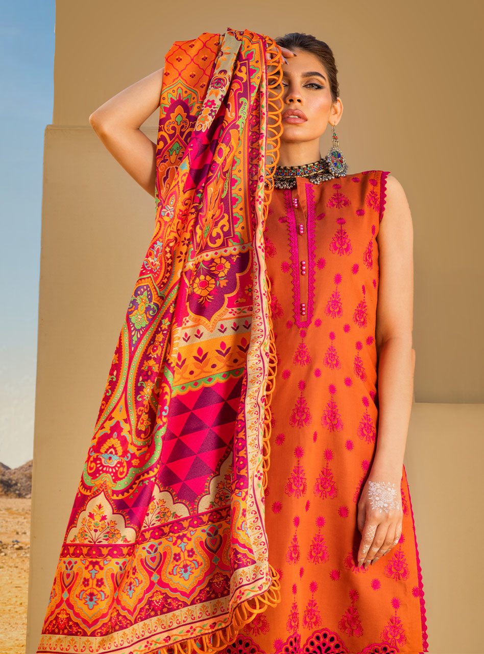 GUNJAL 3B || LUXURY LAWN || ZAINAB CHOTTANI in UK USA UAE online kapraye.com