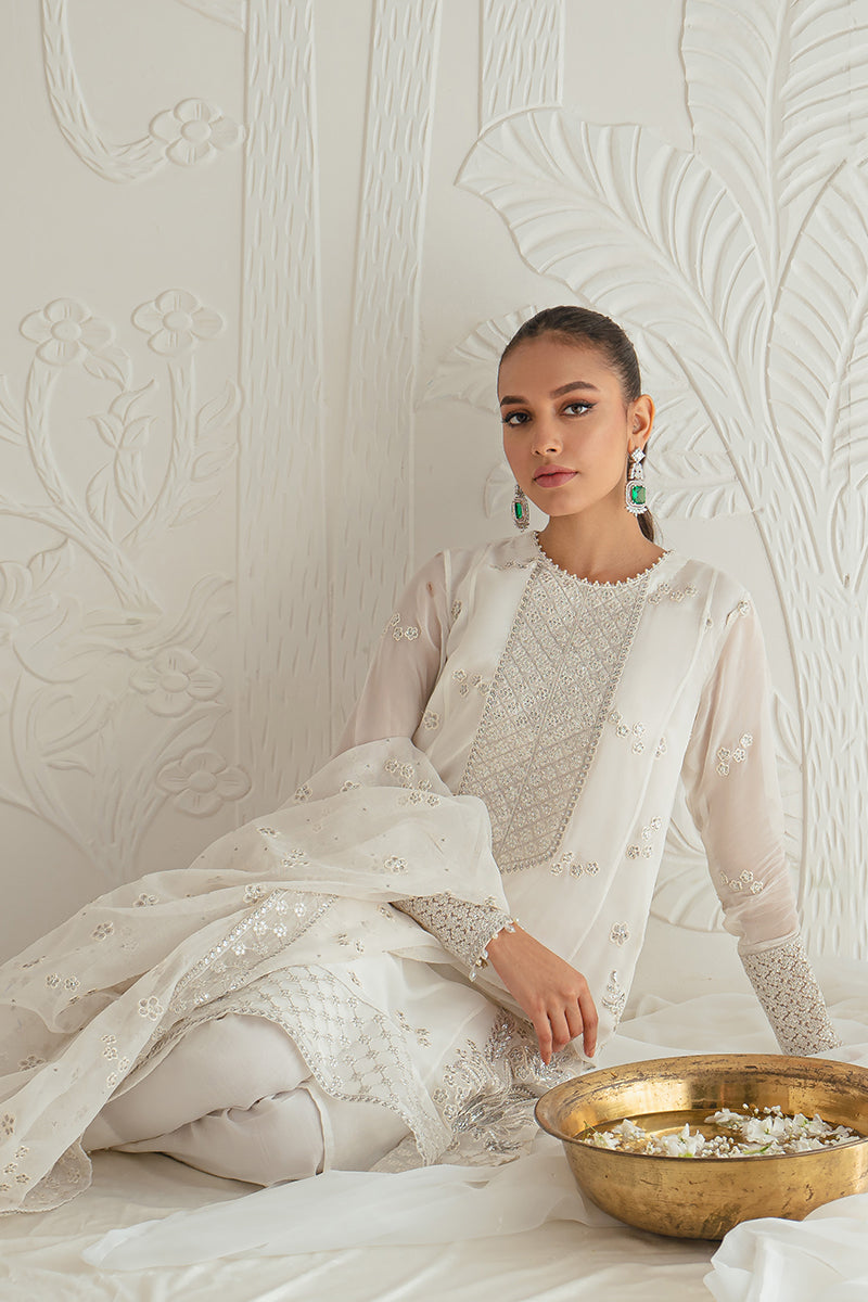 IVORY GLINT-4PC CHIFFON EMBROIDERED SUIT || LUXE ATELIER-23 || CROSS STITCH in UK USA UAE online kapraye.com