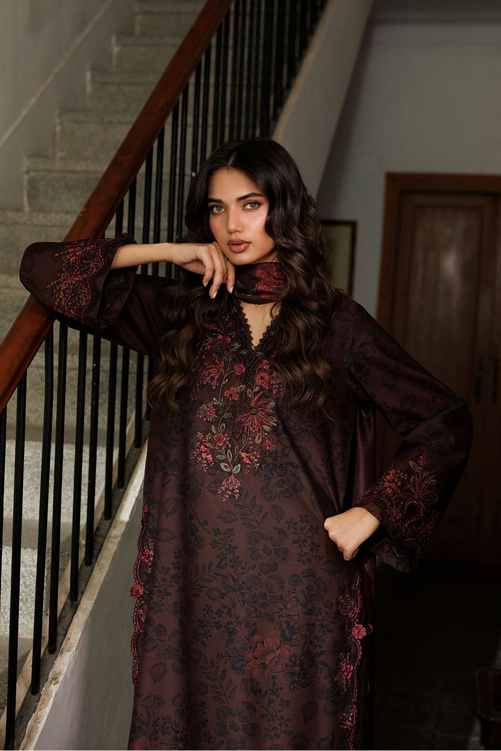 IPF-29 | PRE FALL 26 | IZNIK