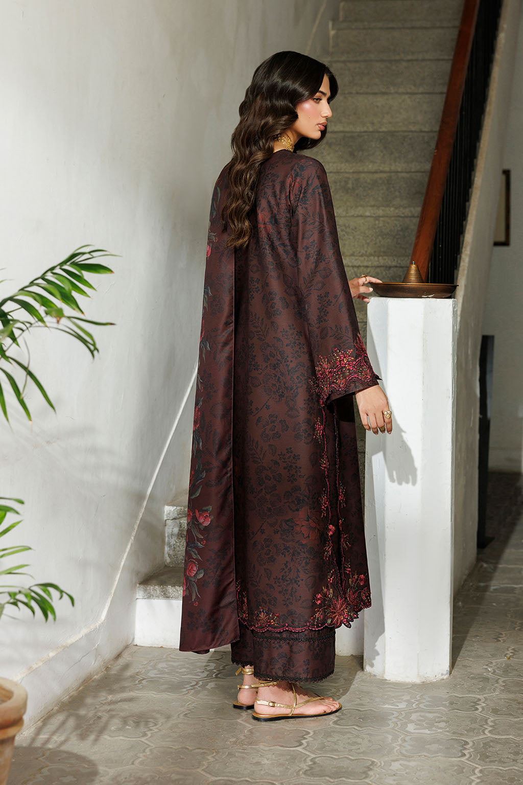 IPF-29 | PRE FALL 26 | IZNIK