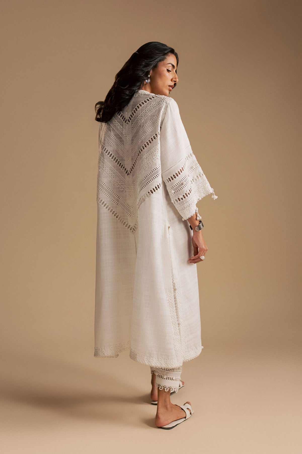 LIA (ERW-21745) | ELAN ESSENTIALS LL26 | ELAN