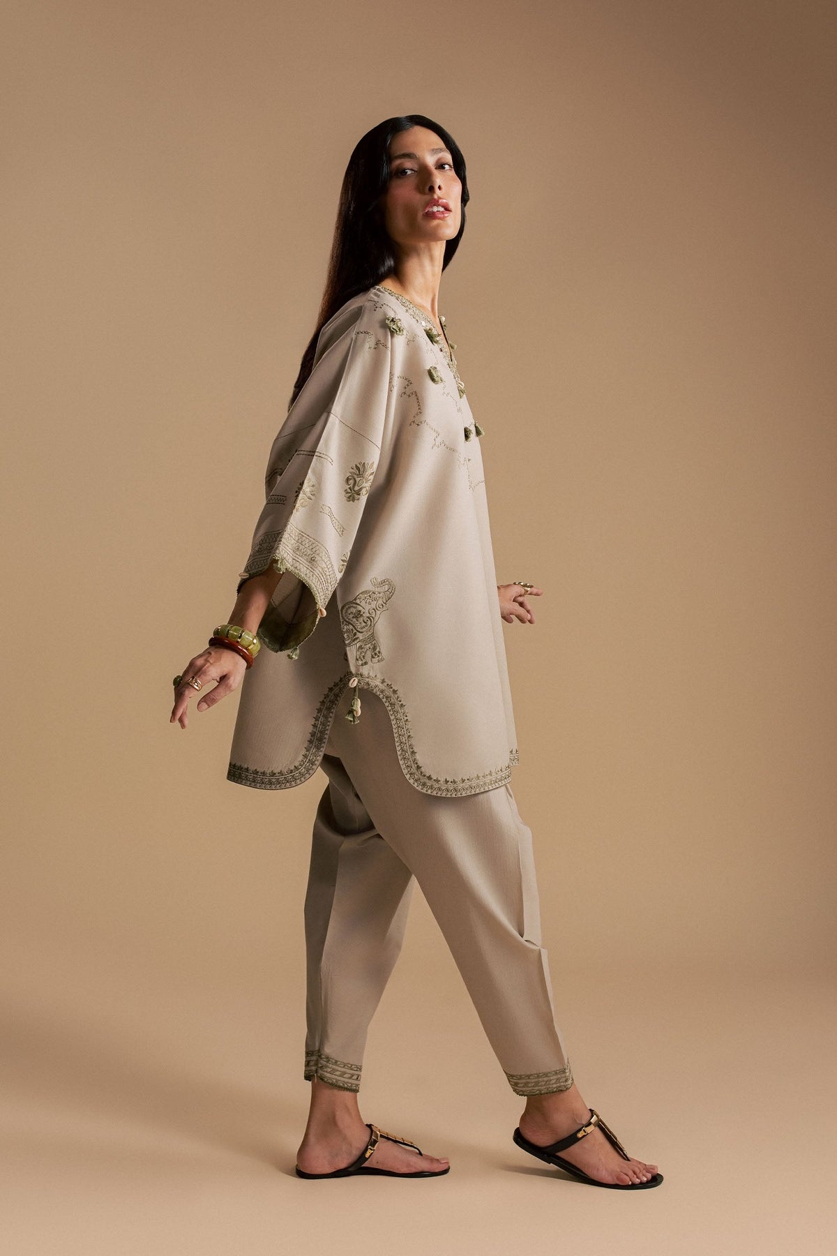 RHEA (ERW-21747) | ELAN ESSENTIALS LL26 | ELAN