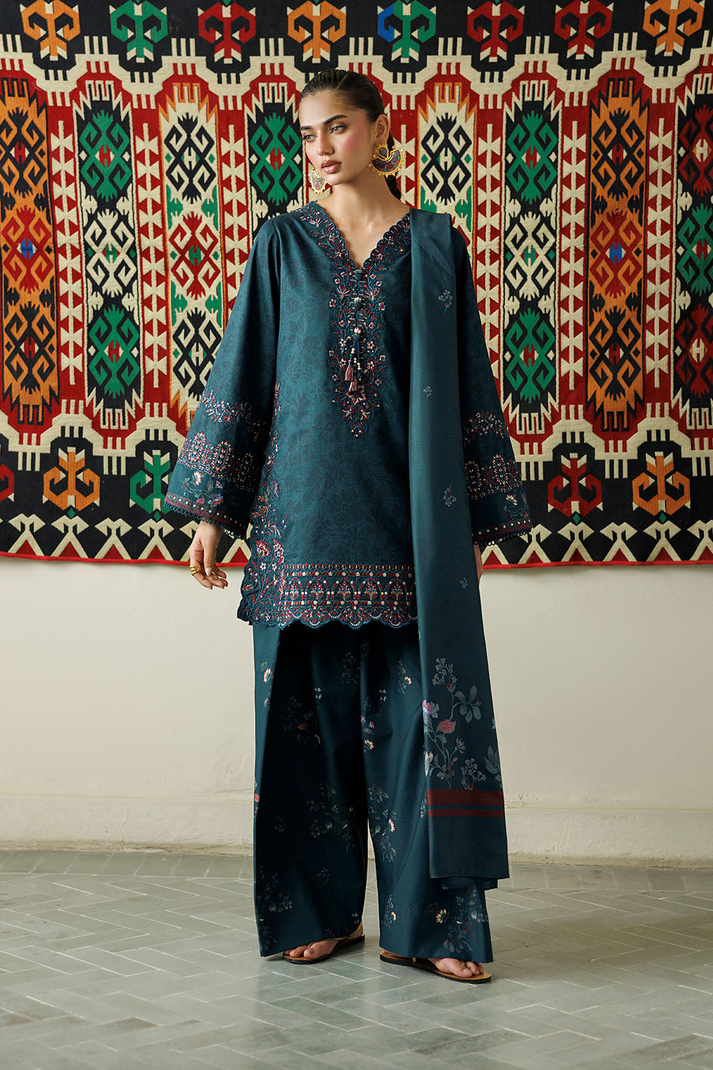 IPF-21 | PRE FALL 26 | IZNIK