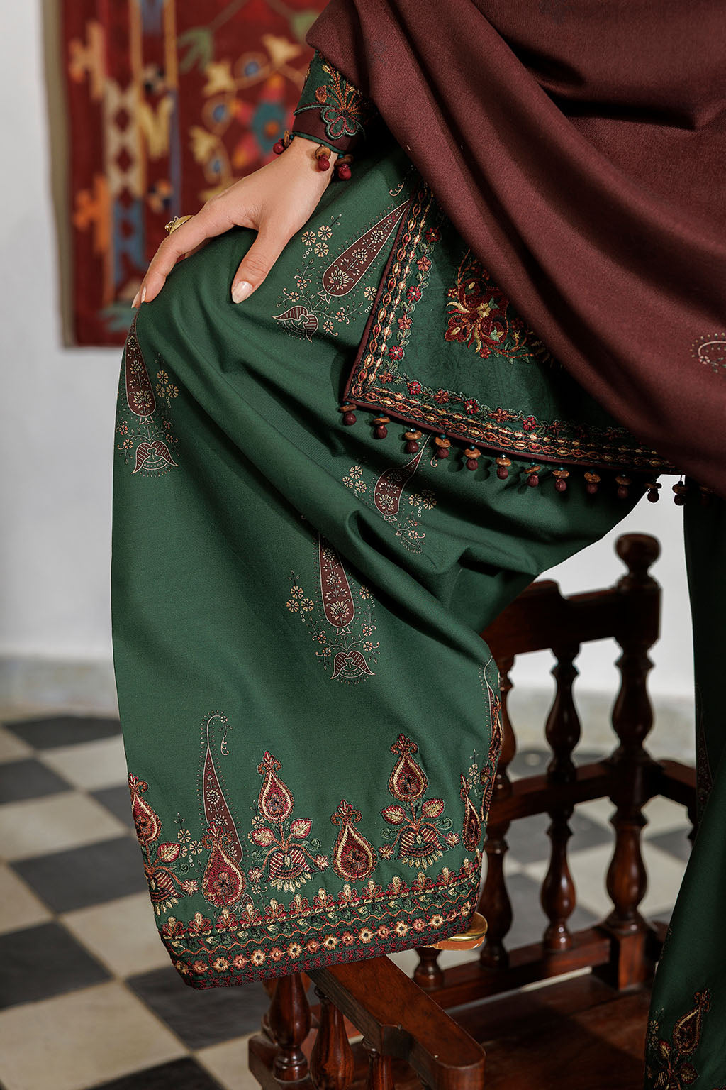 IPF-32 | PRE FALL 26 | IZNIK