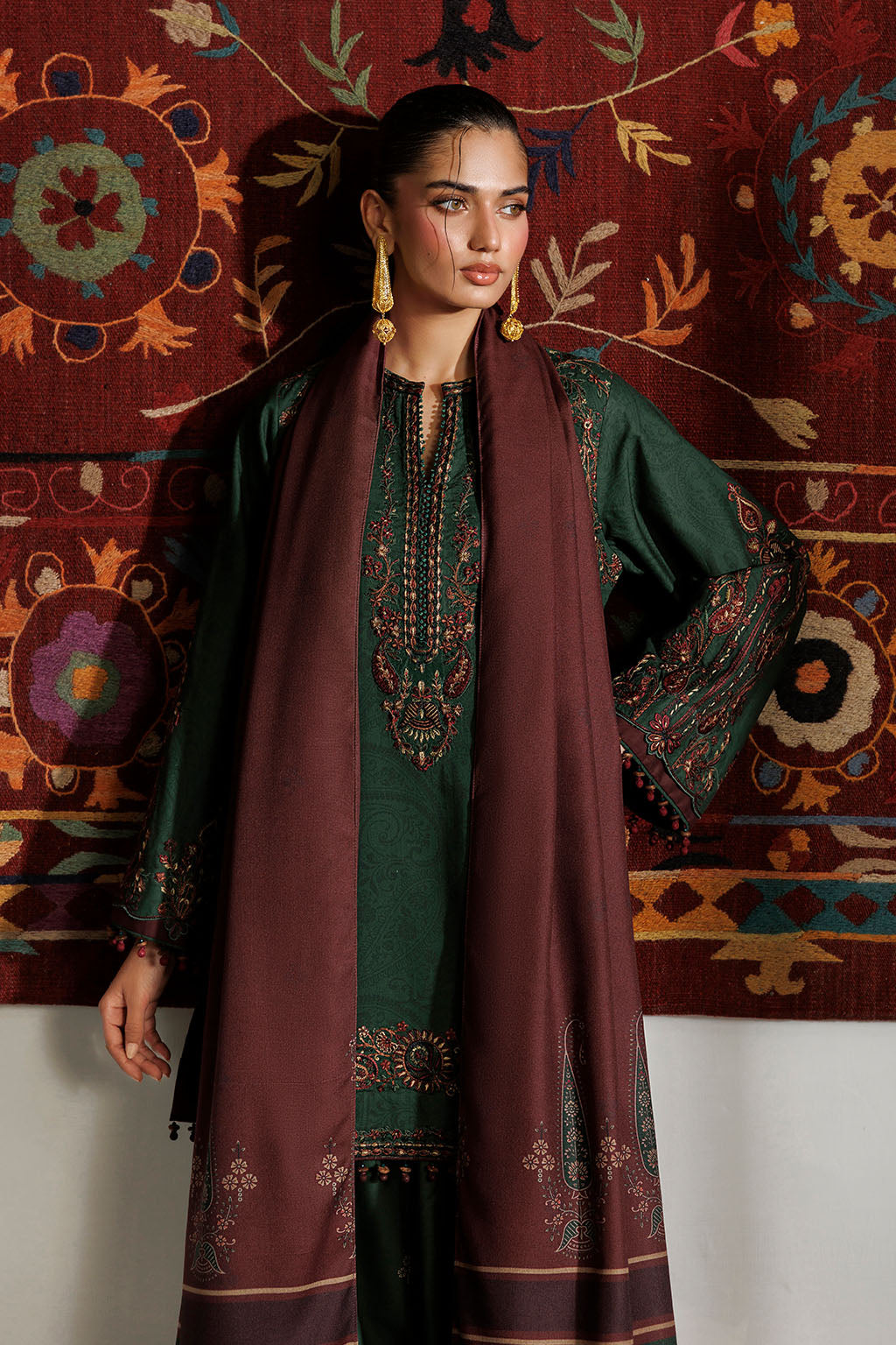 IPF-32 | PRE FALL 26 | IZNIK