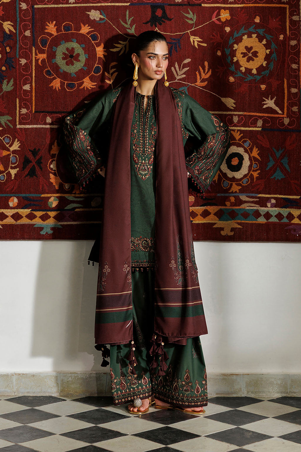 IPF-32 | PRE FALL 26 | IZNIK