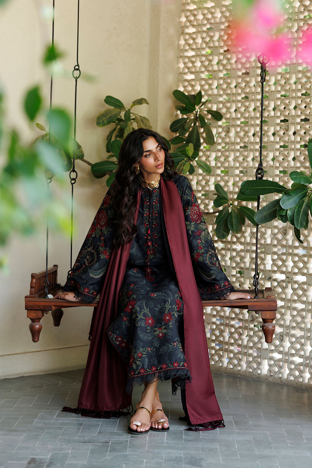 IPF-31 | PRE FALL 26 | IZNIK