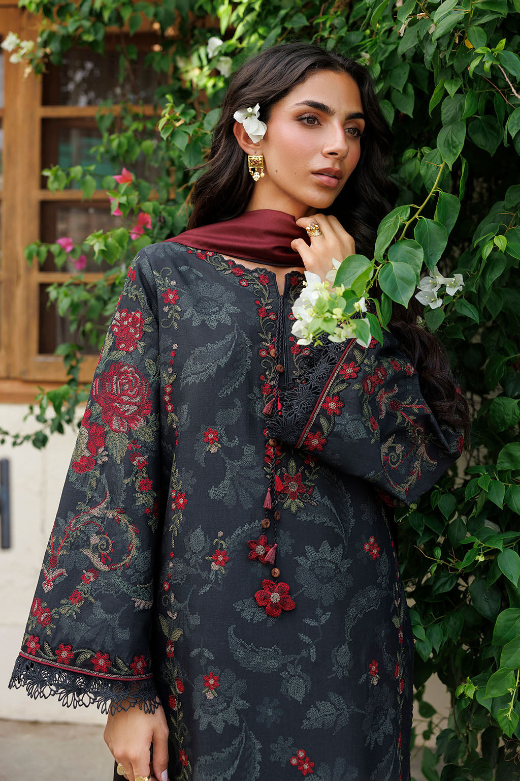 IPF-31 | PRE FALL 26 | IZNIK