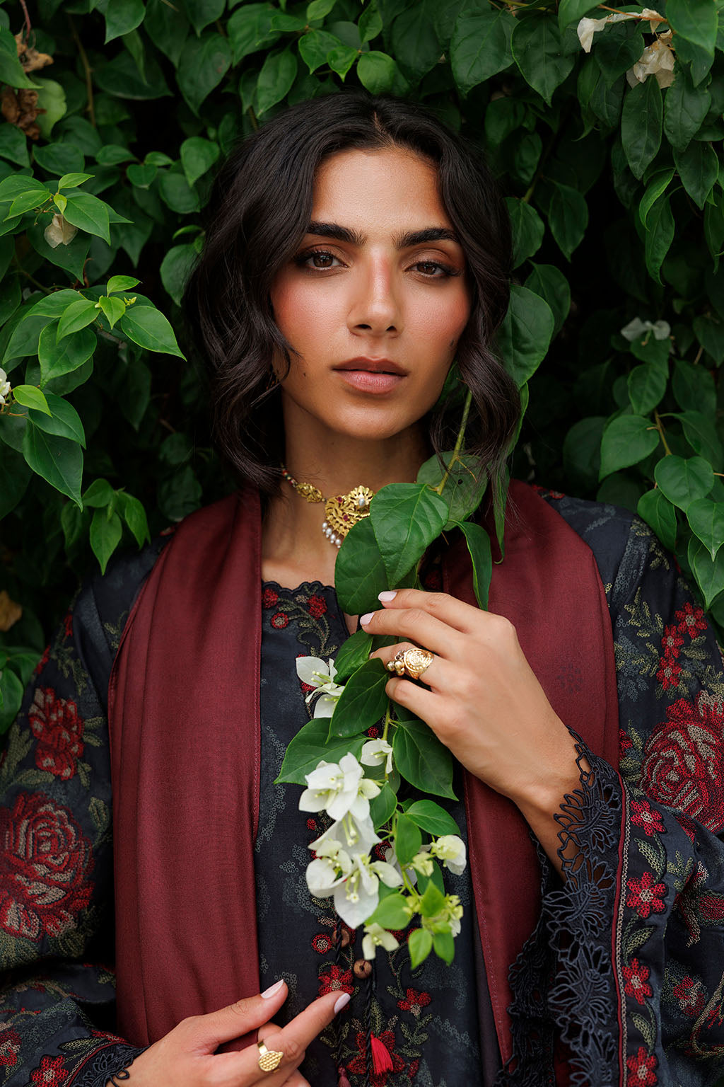 IPF-31 | PRE FALL 26 | IZNIK
