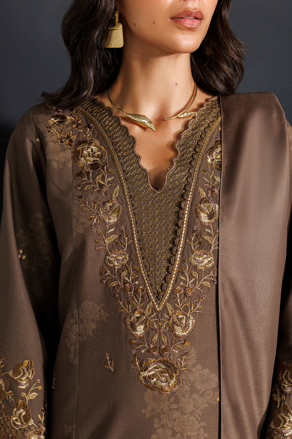 IPF-25 | PRE FALL 26 | IZNIK