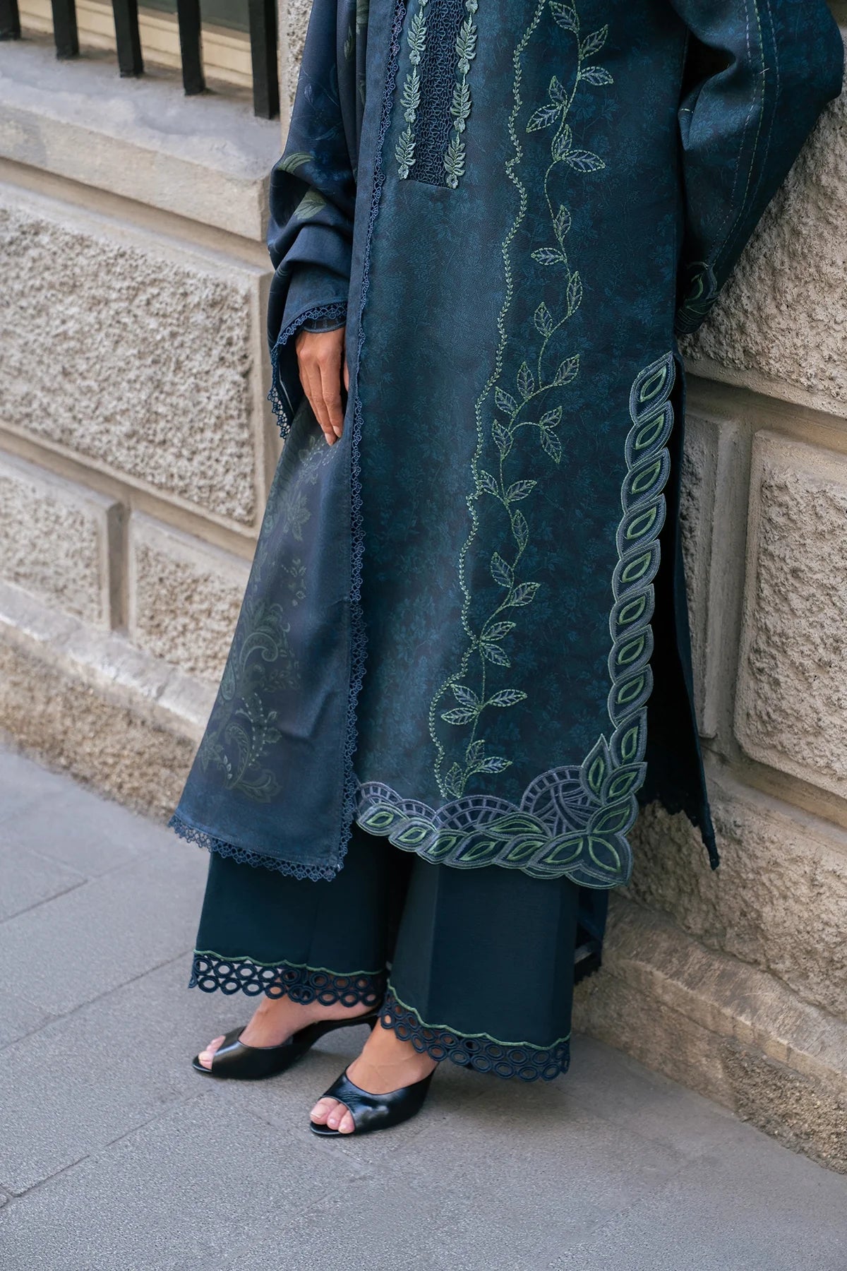 Dusk | MEET ME IN ISTANBUL | Rang Rasiya