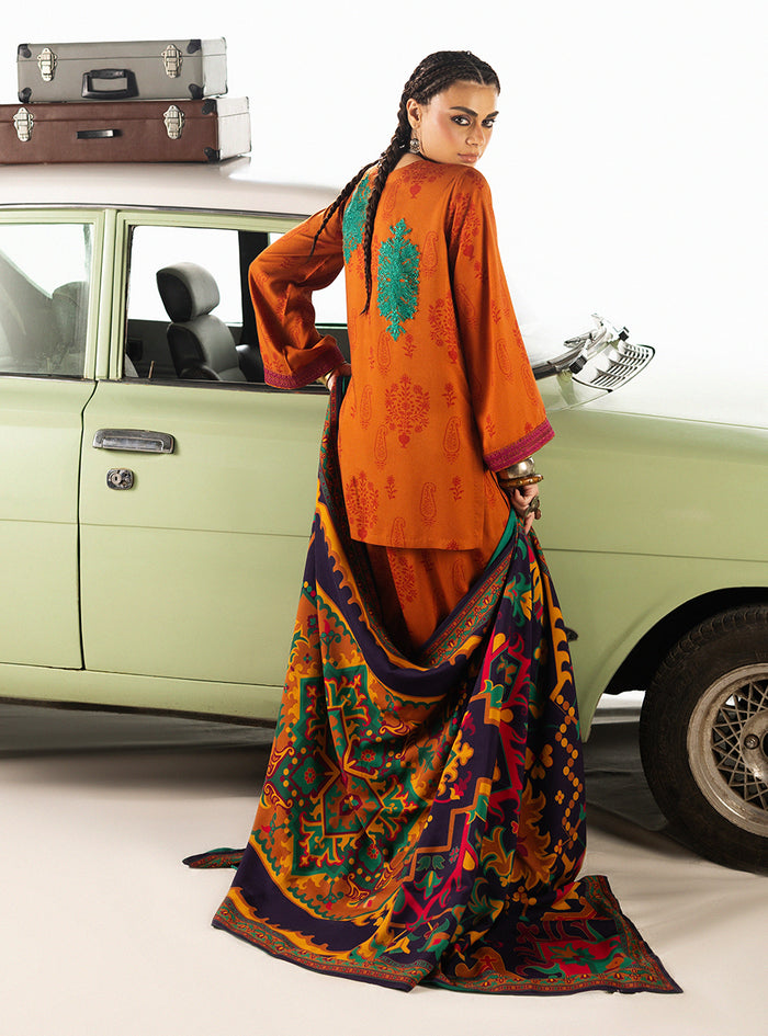 Suniva | WINTER SHAWLS | ZAINAB CHOTTANI