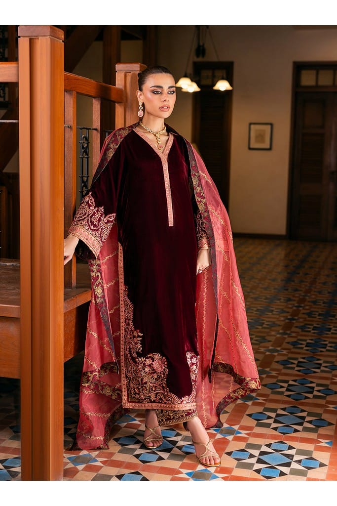 Aima | Velvet Unstitched '25 | Zainab Chottani
