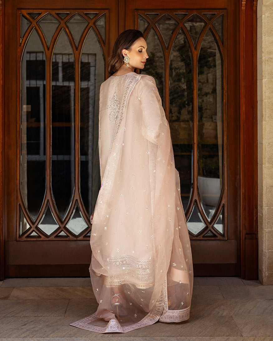 Evelyn Wisp | CELESTINE THE SILK SAGA | MUSHQ