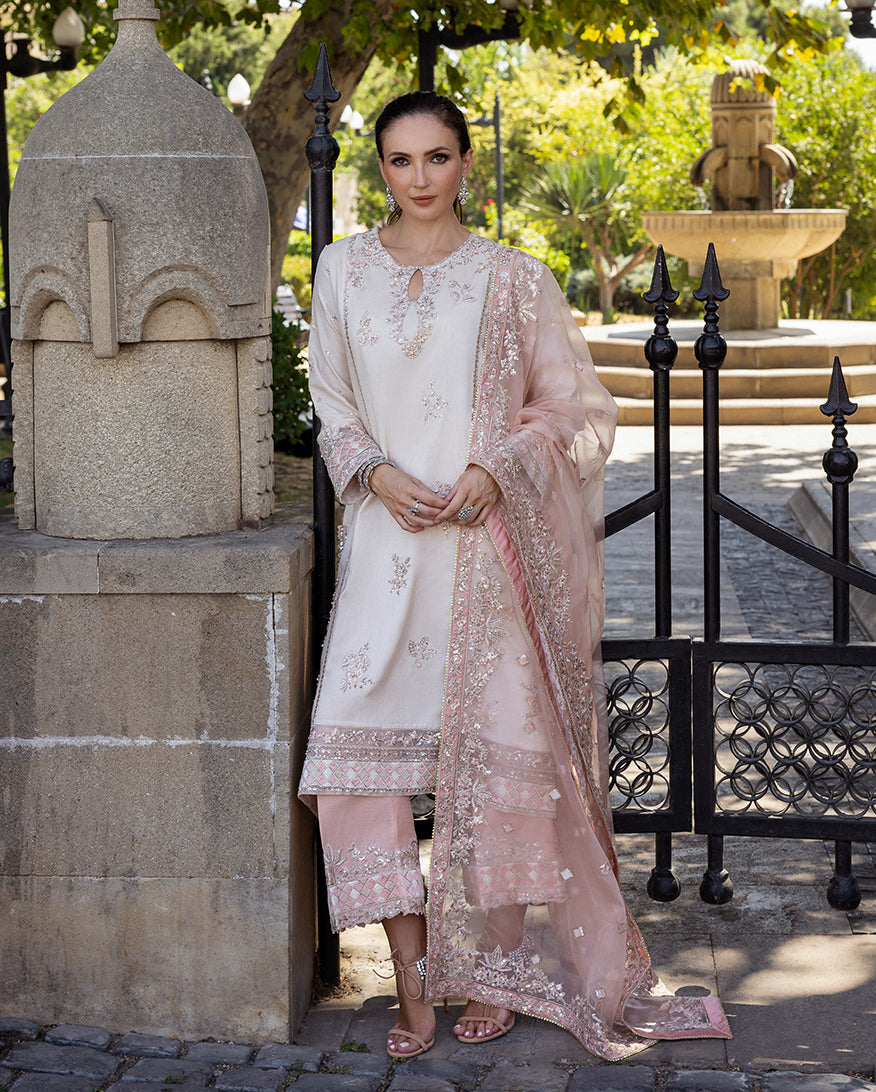 Astrid Bloom | CELESTINE THE SILK SAGA'25 | MUSHQ