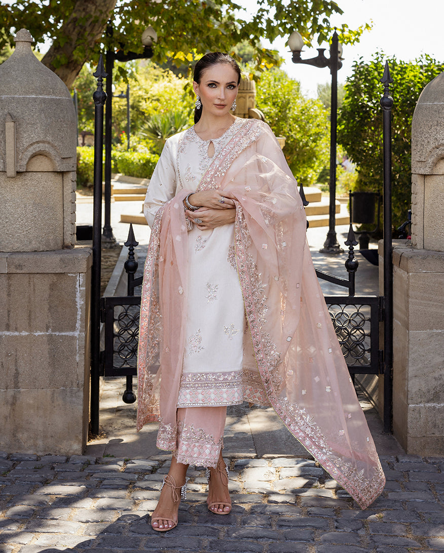 Astrid Bloom | CELESTINE THE SILK SAGA'25 | MUSHQ