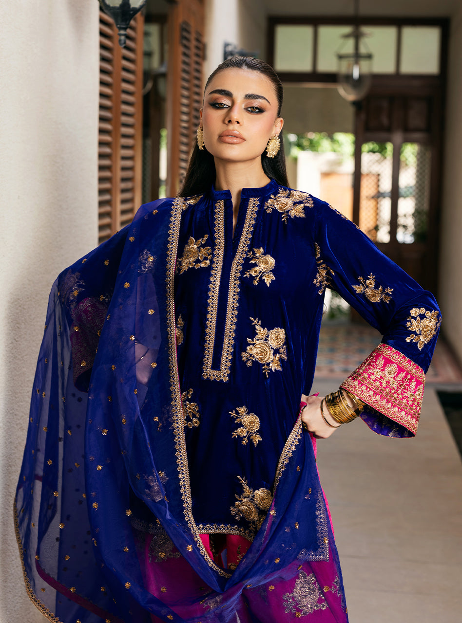 Jia | Velvet Unstitched '25 | Zainab Chottani