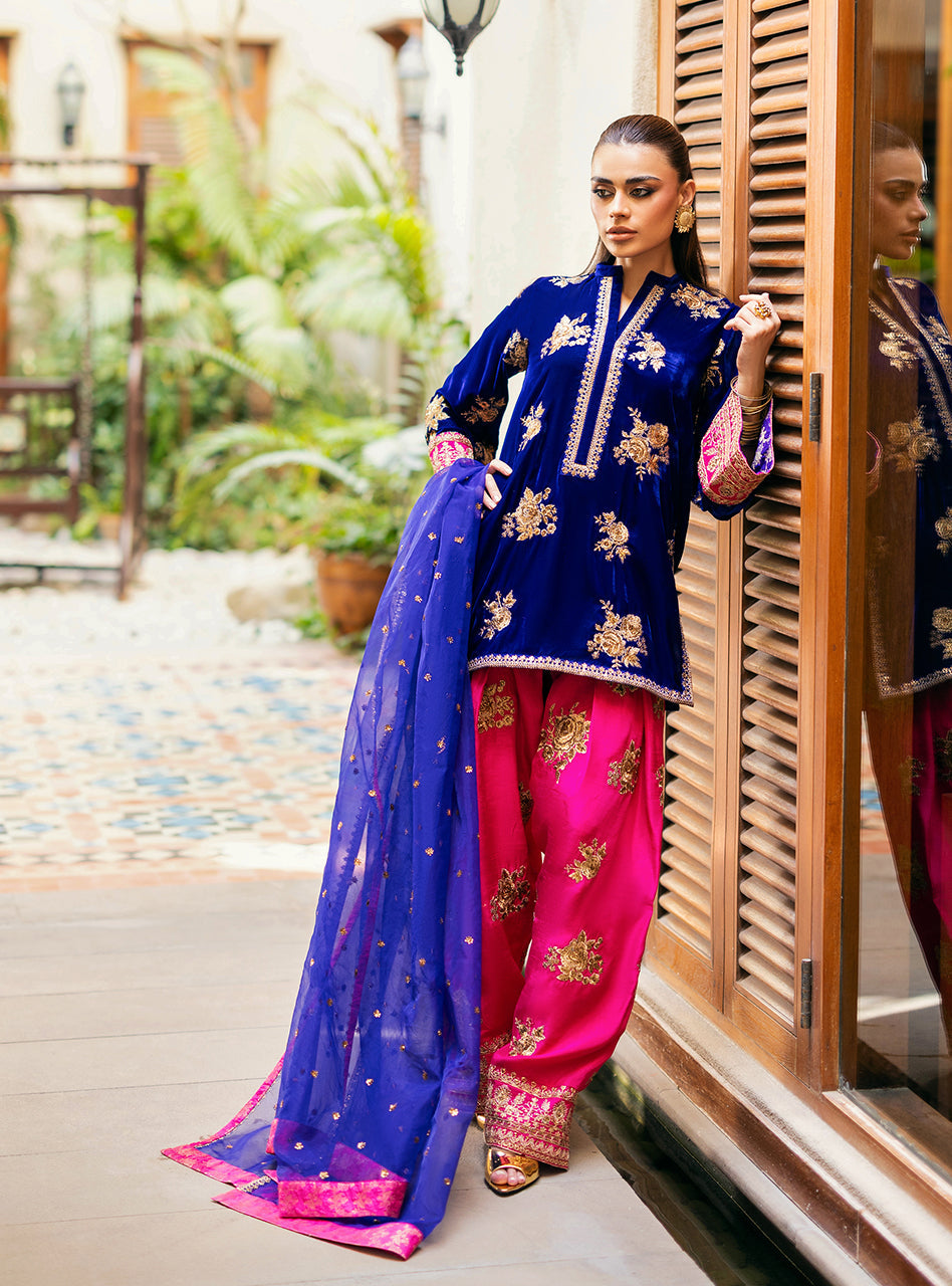 Jia | Velvet Unstitched '25 | Zainab Chottani