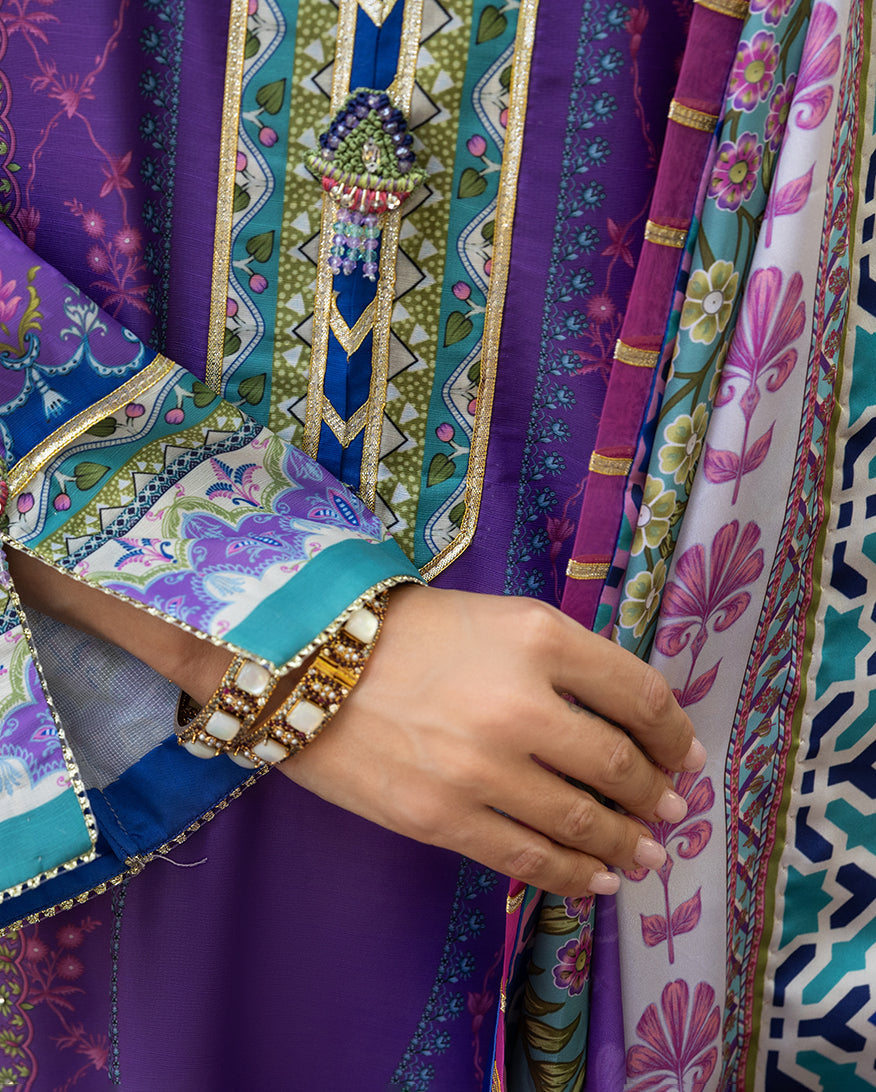 Cosmic Spindle | NIRVANA PRINTED SILK | MUSHQ