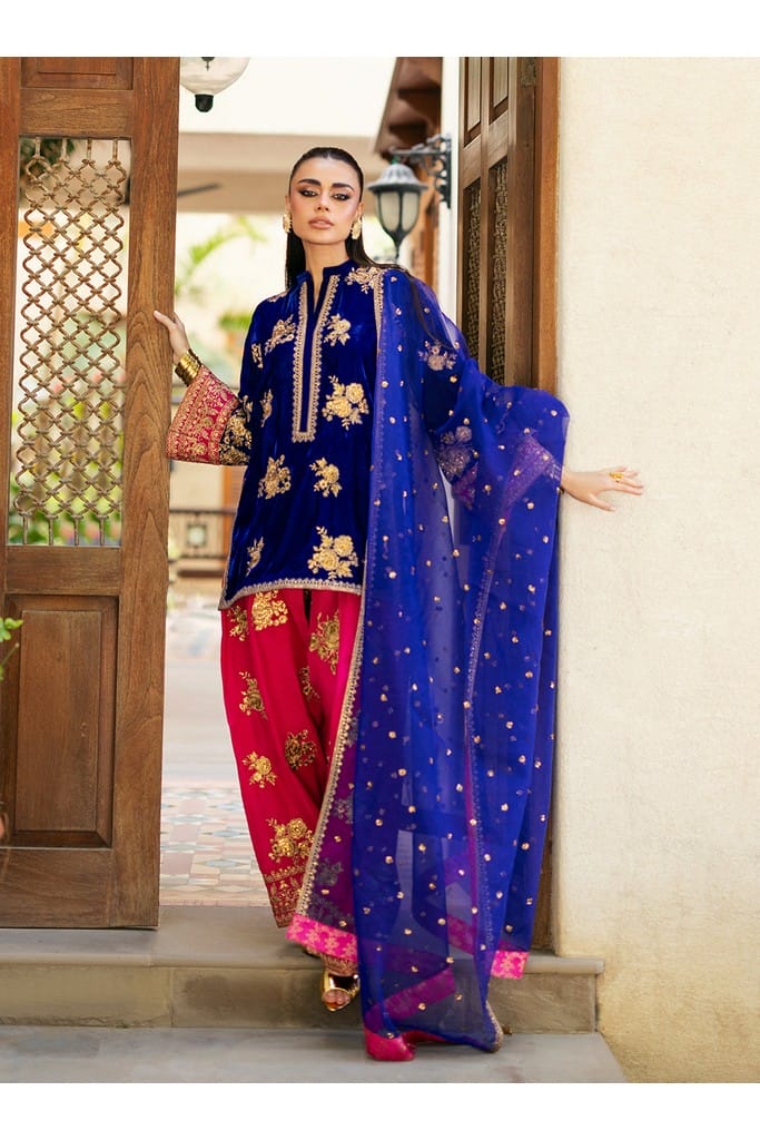 Jia | Velvet Unstitched '25 | Zainab Chottani