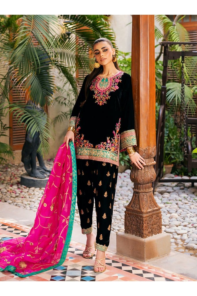 Zeba | Velvet Unstitched '25 | Zainab Chottani