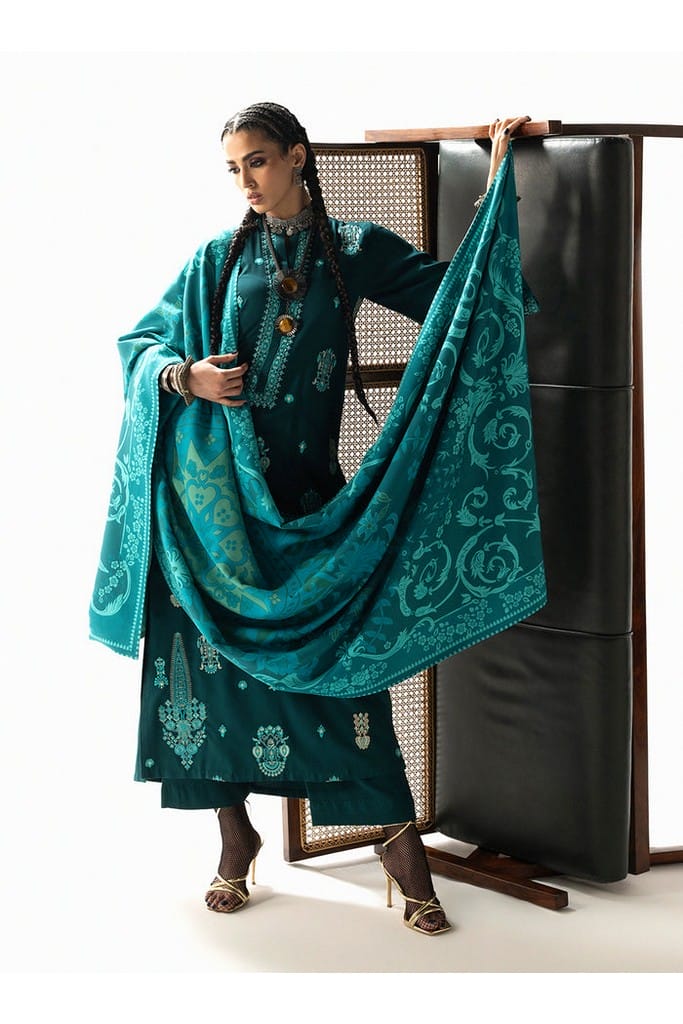 Kyana | WINTER SHAWLS | ZAINAB CHOTTANI