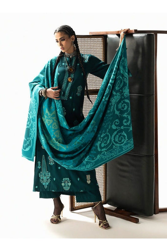 Kyana | WINTER SHAWLS | ZAINAB CHOTTANI