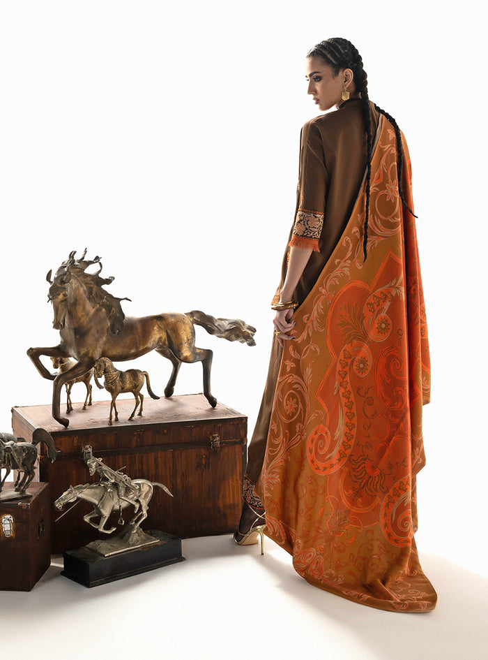 Rovi | WINTER SHAWLS | ZAINAB CHOTTANI