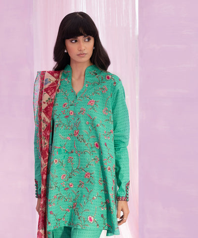 3 PIECE - EMBROIDERED LAWN SUIT | SIGNATURE LAWN VOL 4 | SAPPHIRE in UK USA UAE online kapraye.com