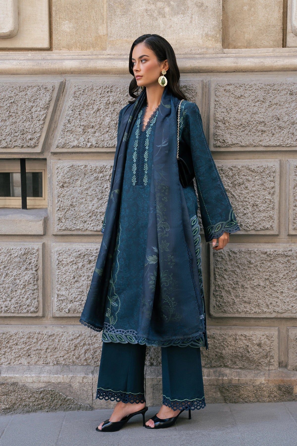 Dusk | MEET ME IN ISTANBUL | Rang Rasiya